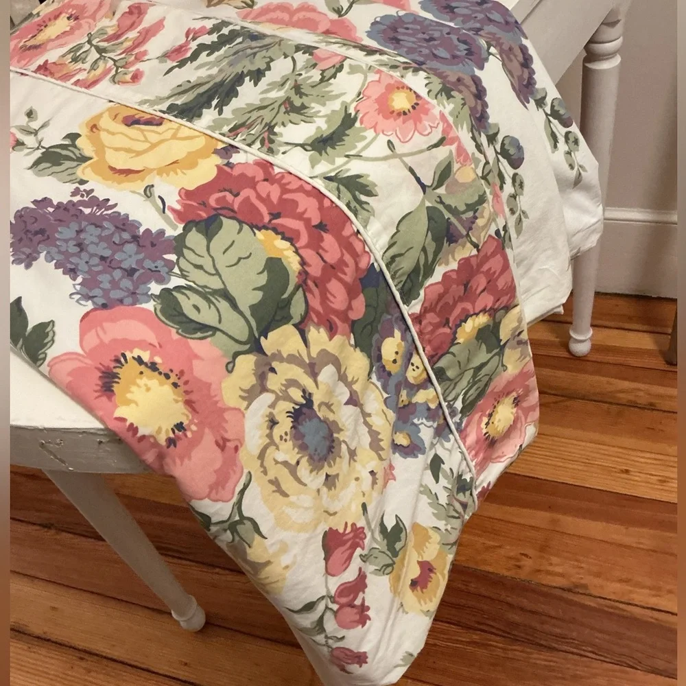 Vintage Cotton Floral Duvet